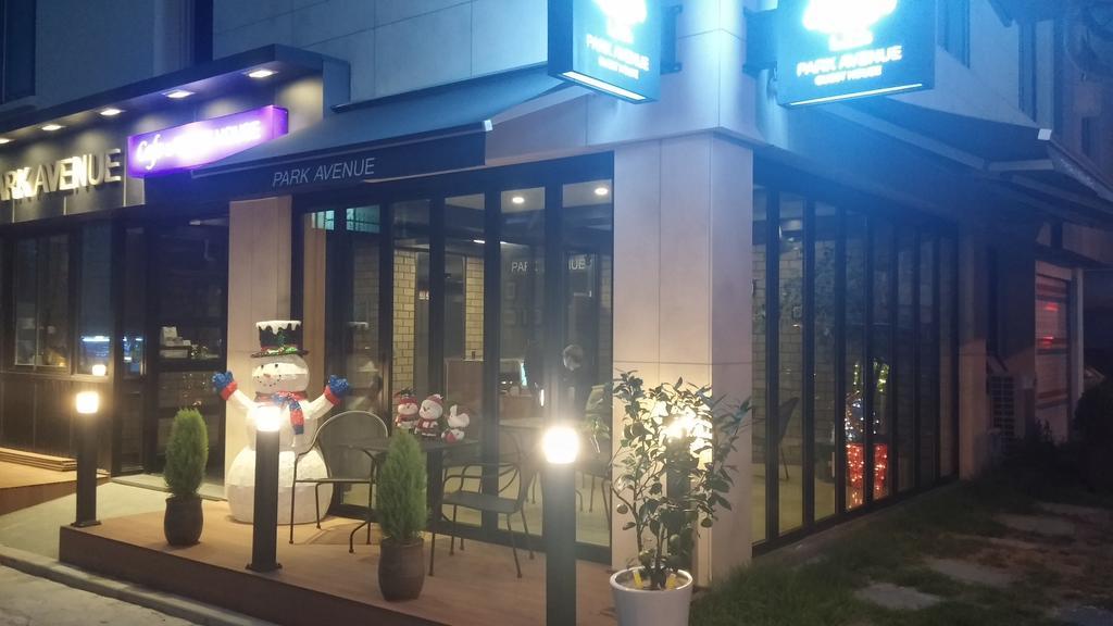 Park Avenue Hostel Seoul Exterior photo